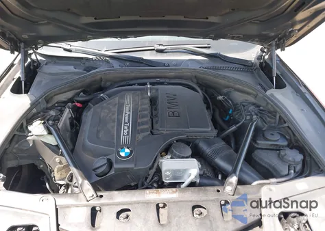 2012 BMW 535I xDrive z USA, uszkodzony, nr VIN WBAFU7C52CDU58681